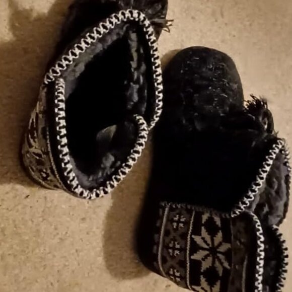 Winter Warm House Shoes - Picture 3 of 10